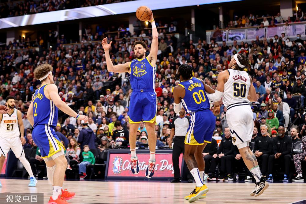 他展现了与 他展现了与